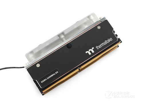 Tt Water Ram RGB 8GB DDR4 3200评测文章