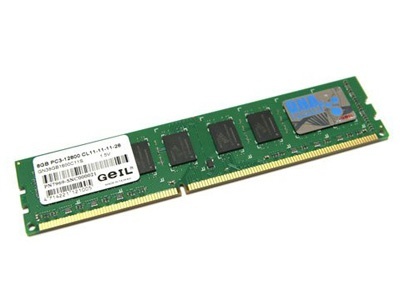 金邦千禧条 4GB DDR4 2400 C15